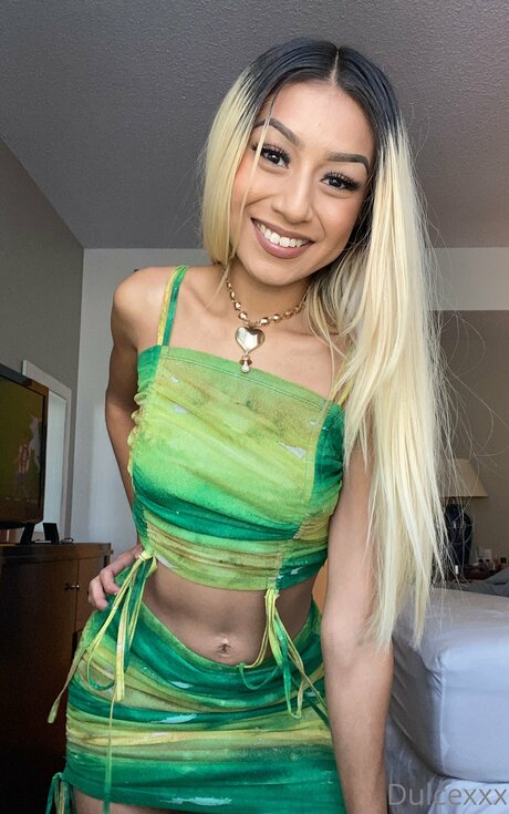 Latinabarbie96 pretty actress photo