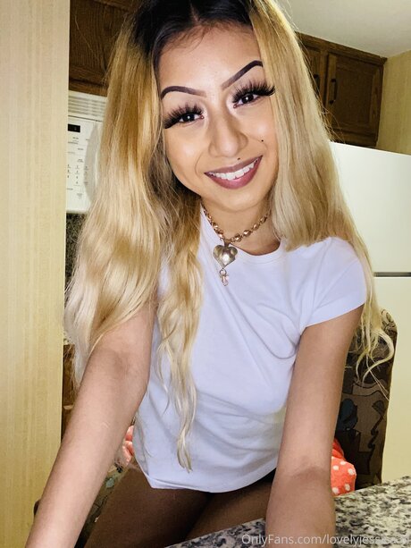 Latinabarbie96 pornstar sexy photos