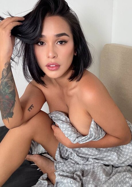 Asian Trans free actress gallery