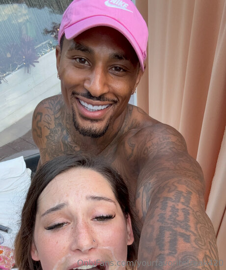 Yourfavoritefreak420 model sexy gallery