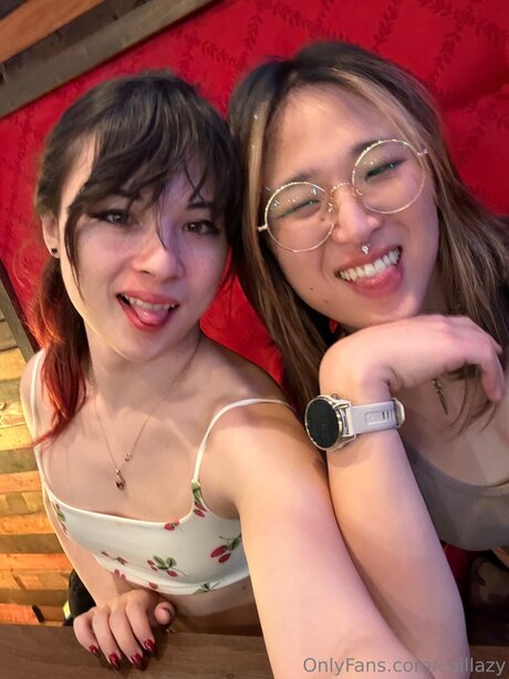 Caillazy pornographic model photos