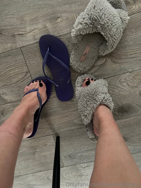 Barefootbaby1 naked star gallery