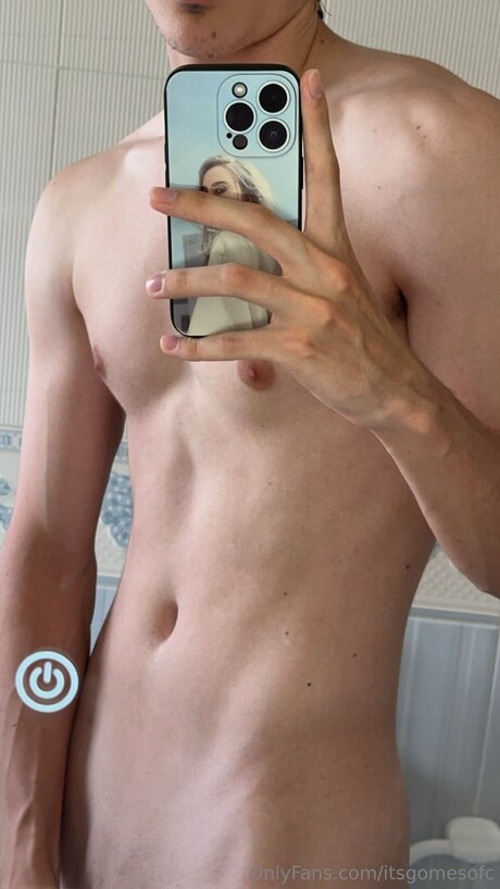 Itsgomesofc pornstar picture