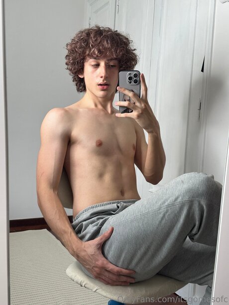 Itsgomesofc model sexy archive