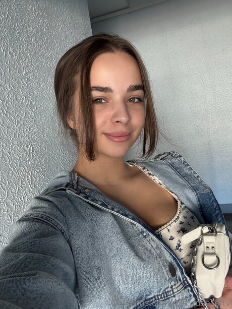 Mia Rose Oftv star high quality img