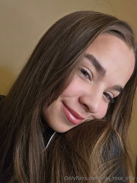 Mia Rose Oftv model nude archive