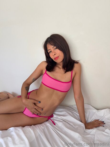 Sadiram model free images