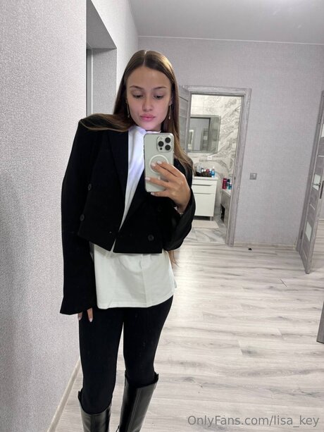 Lissa Key pornstar xxx photos