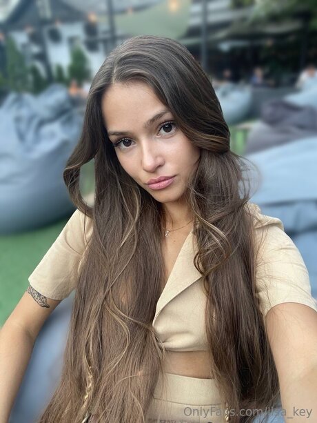 Lissa Key star perfect archive