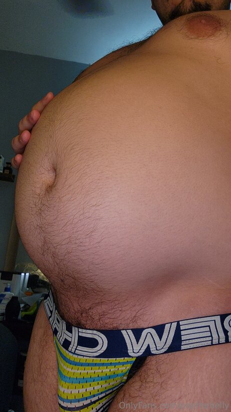 Popthebelly model picture