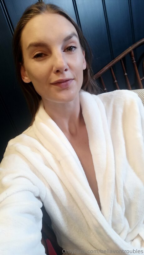 Bellavontroubles star porn galleries