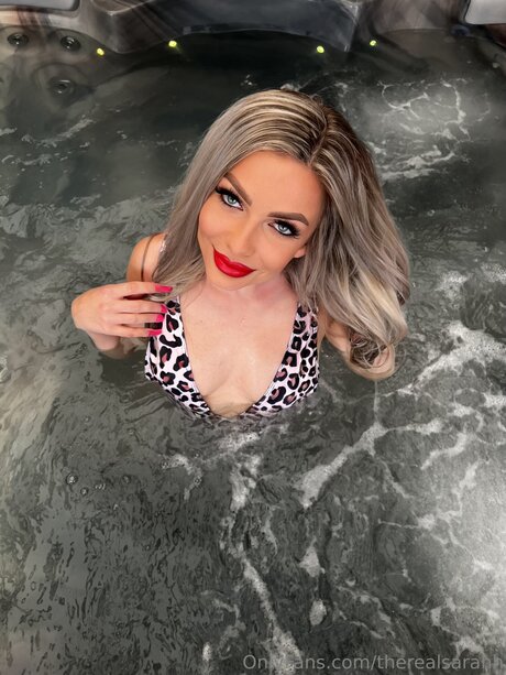 Therealsarahh pornstar top gallery