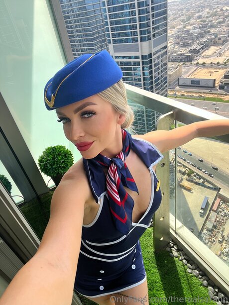 Therealsarahh pornstar nude img