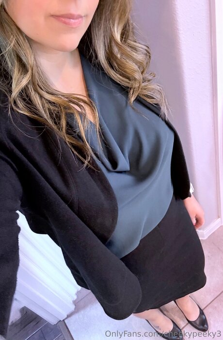 Cheekypeeky3 pornstar pretty pictures