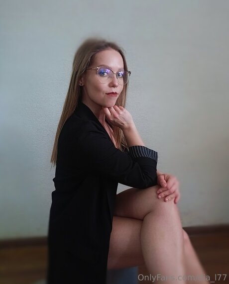 Dia L77 star pornographic img