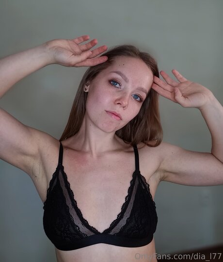 Dia L77 sex actress photos