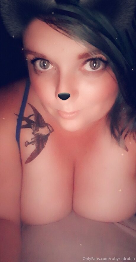 Rubyredrobin model sex pic