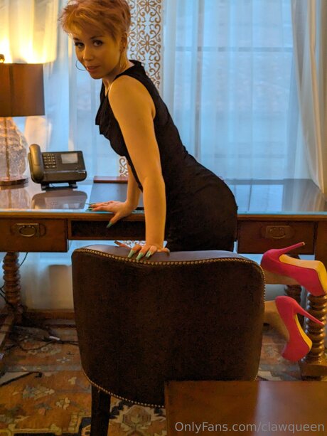 Clawqueen model perfect img