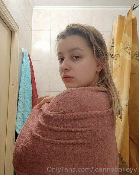 Joannabaileyv nude pornstar gallery