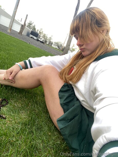 Gaptoothgirl naked actress gallery