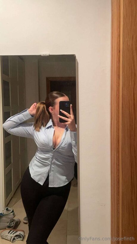 Siamthai07 model top picture