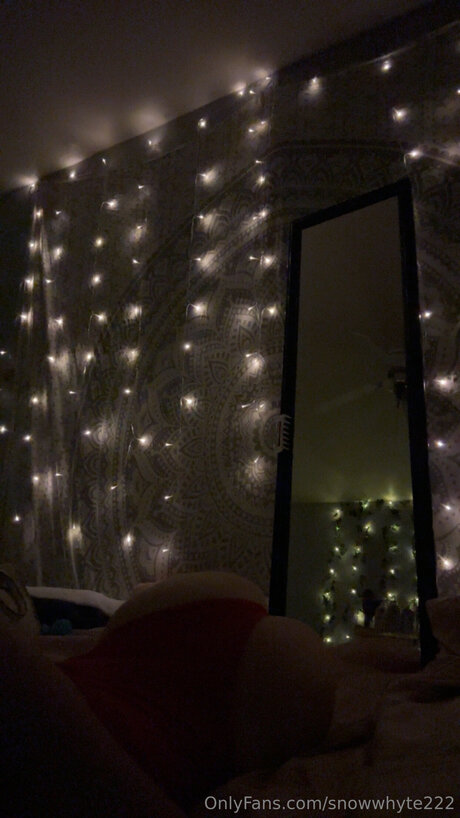 Snowwhyte222 model high quality archive