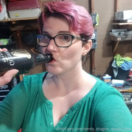 Nerdy Dragon Queen Free porn actress archive