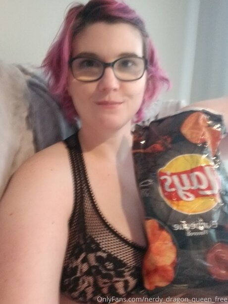 Nerdy Dragon Queen Free star nude photos