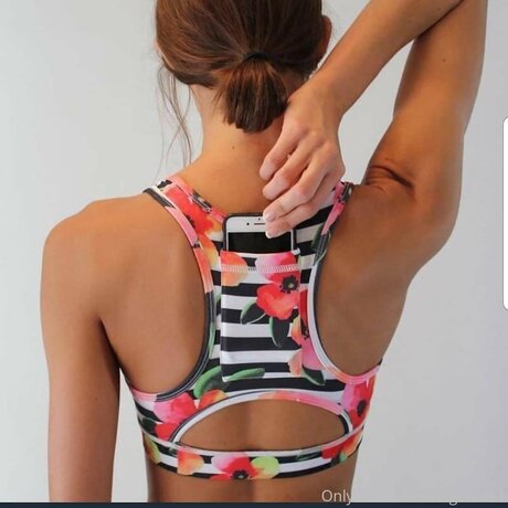 Megawise1 hot actress img