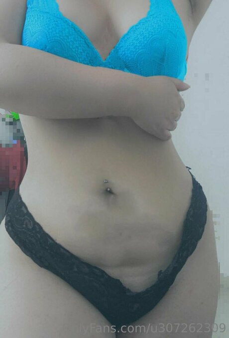 U307262309 nude actress image