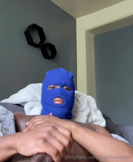 Vipchocolate art model pics