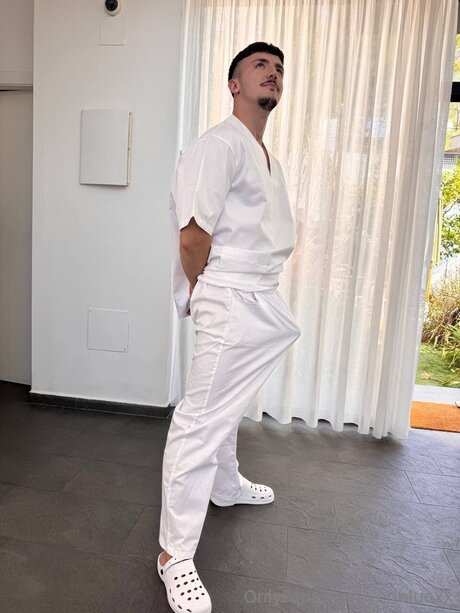 Yeribluexx pornstar nudes gallery