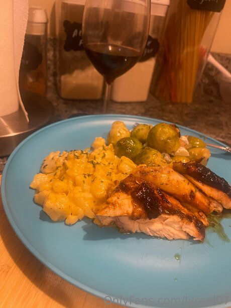 Lyssal07 nice pornstar picture