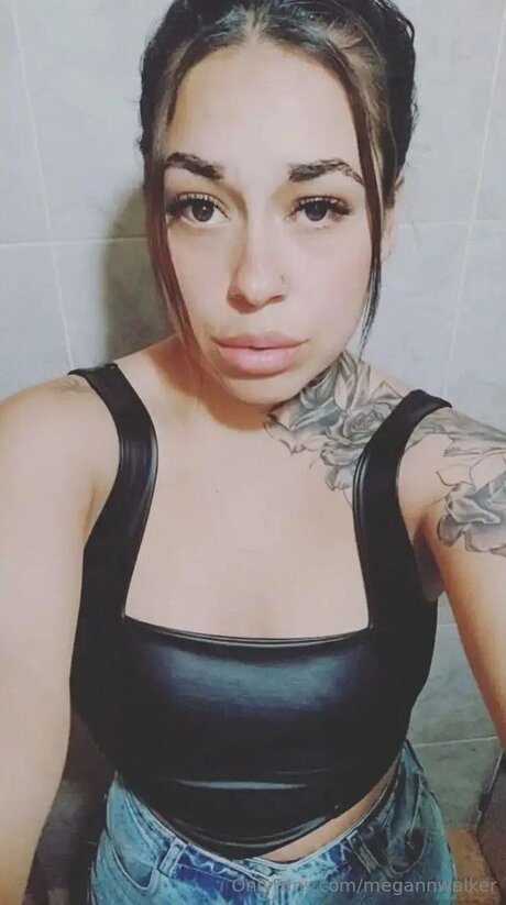 Megannwalker sexy actress photo