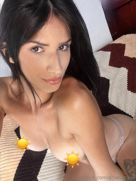 Arianatgirll top star pics