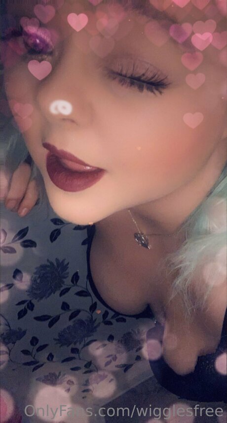 Wigglesfree pornstar exclusive pic