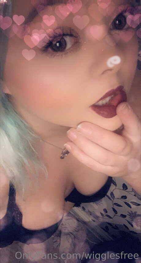 Wigglesfree pretty actress photos