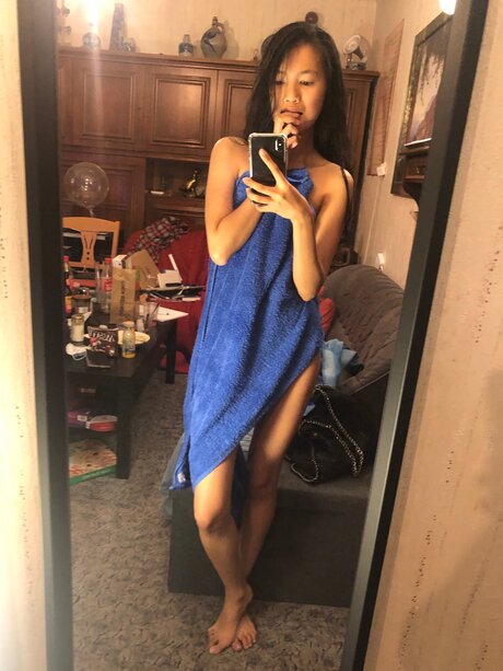 Only Joy art model images