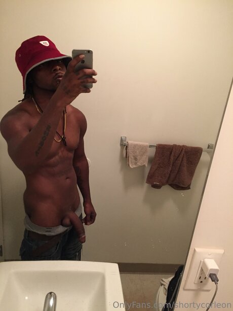 Shortycorleon art pornstar pictures