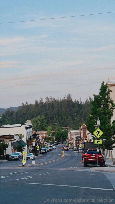 Alchemicalreaction model beautiful pics