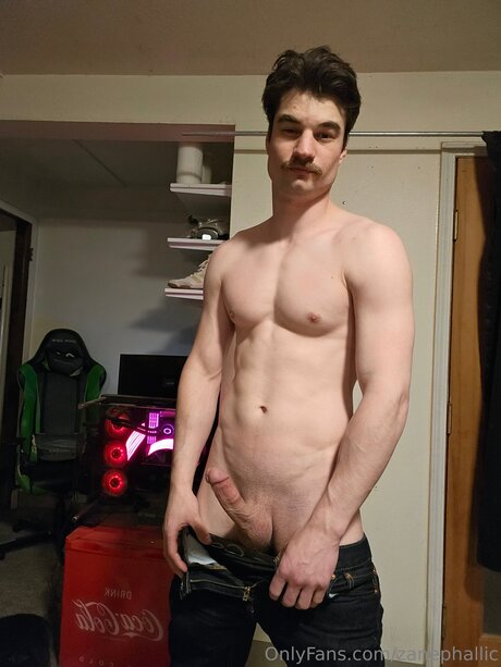 Zanephallic adult star pic