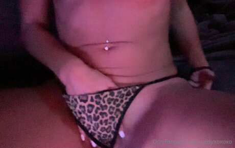 Kennedyxoxoxo model art pics