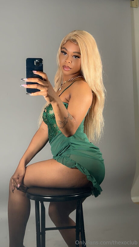 Thexoclub model sexy image