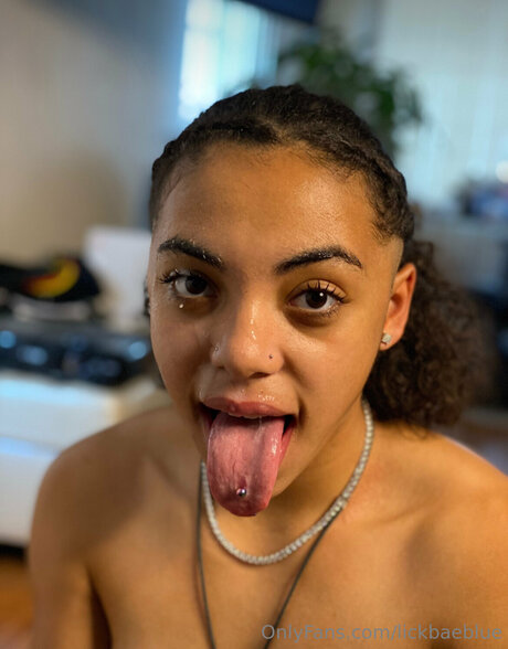 Lickbaeblue nice model photo