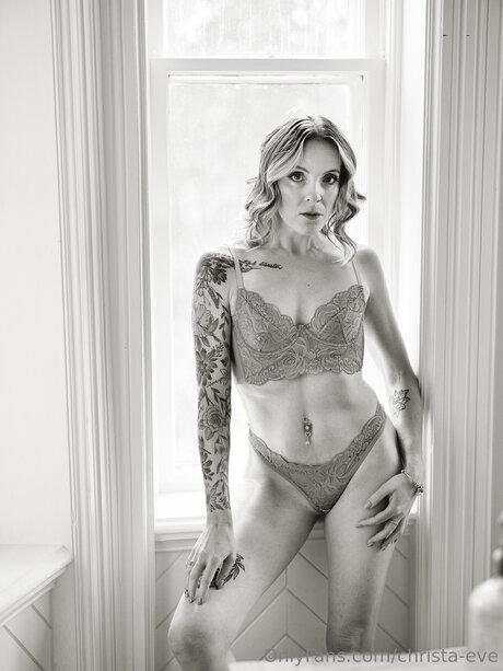 Christa Eve model nice img