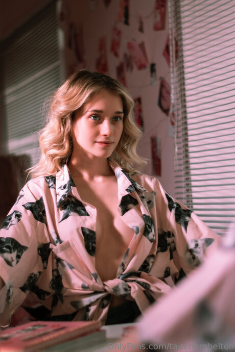 Taitehambelton star photos