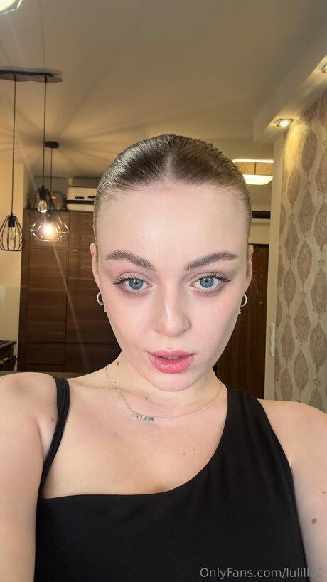 Sophiebloomsfree star high quality pics