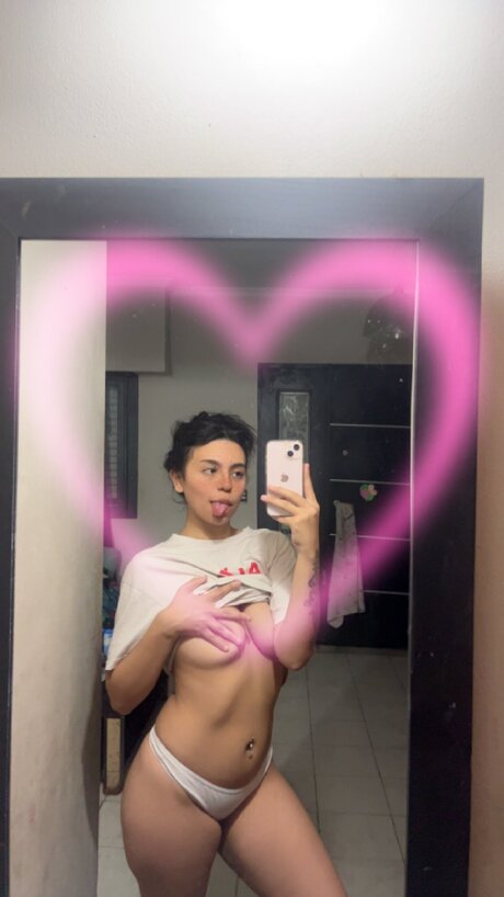 Lolamendezzz star high quality images