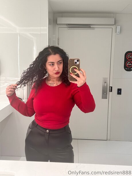 Vallariavixenn model hd pics