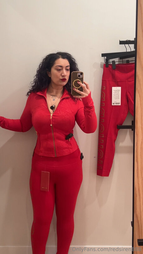 Vallariavixenn naked pornstar pictures